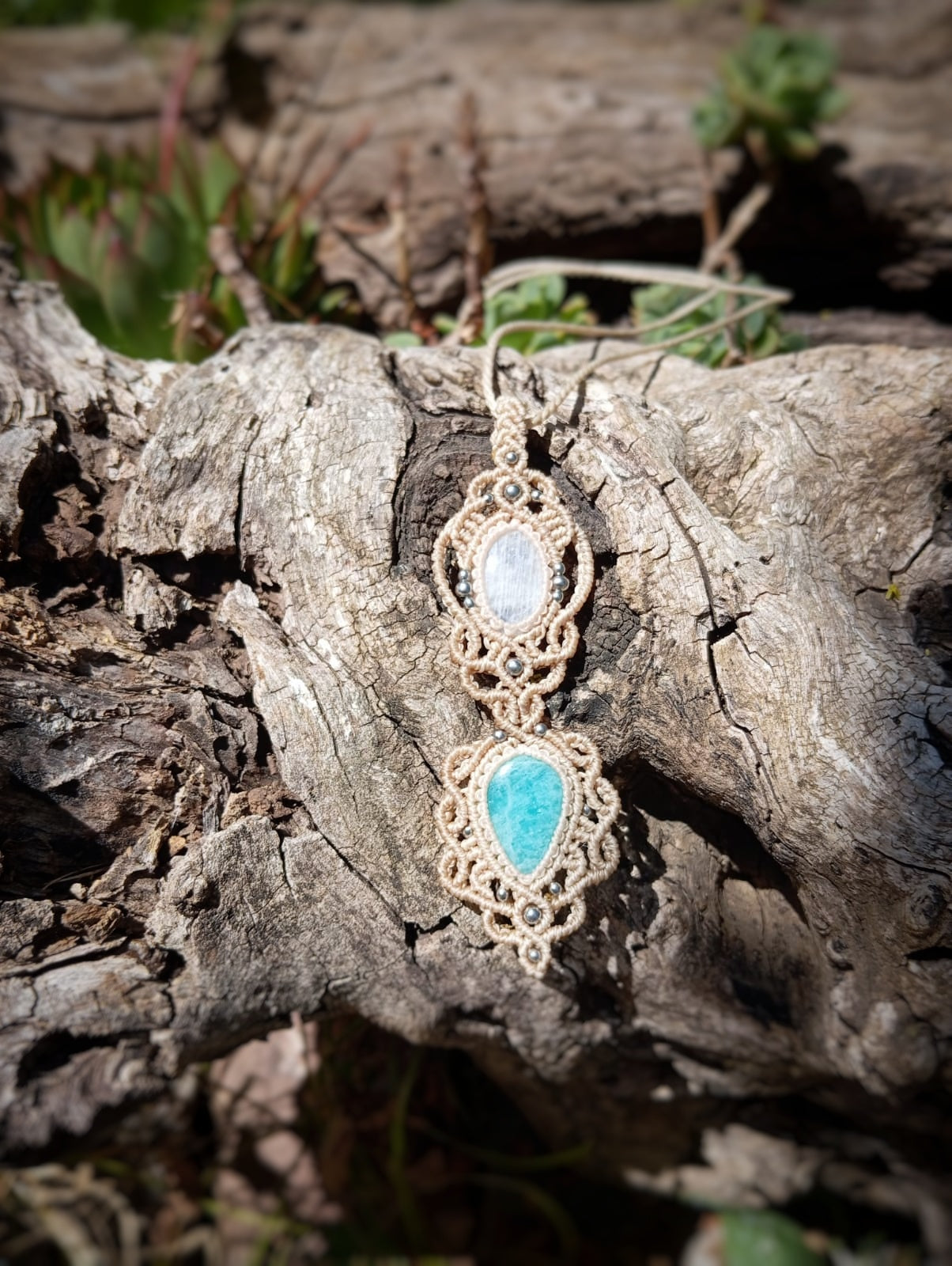 Colgante Kalma con Piedra Luna y Amazonita (Pieza única)