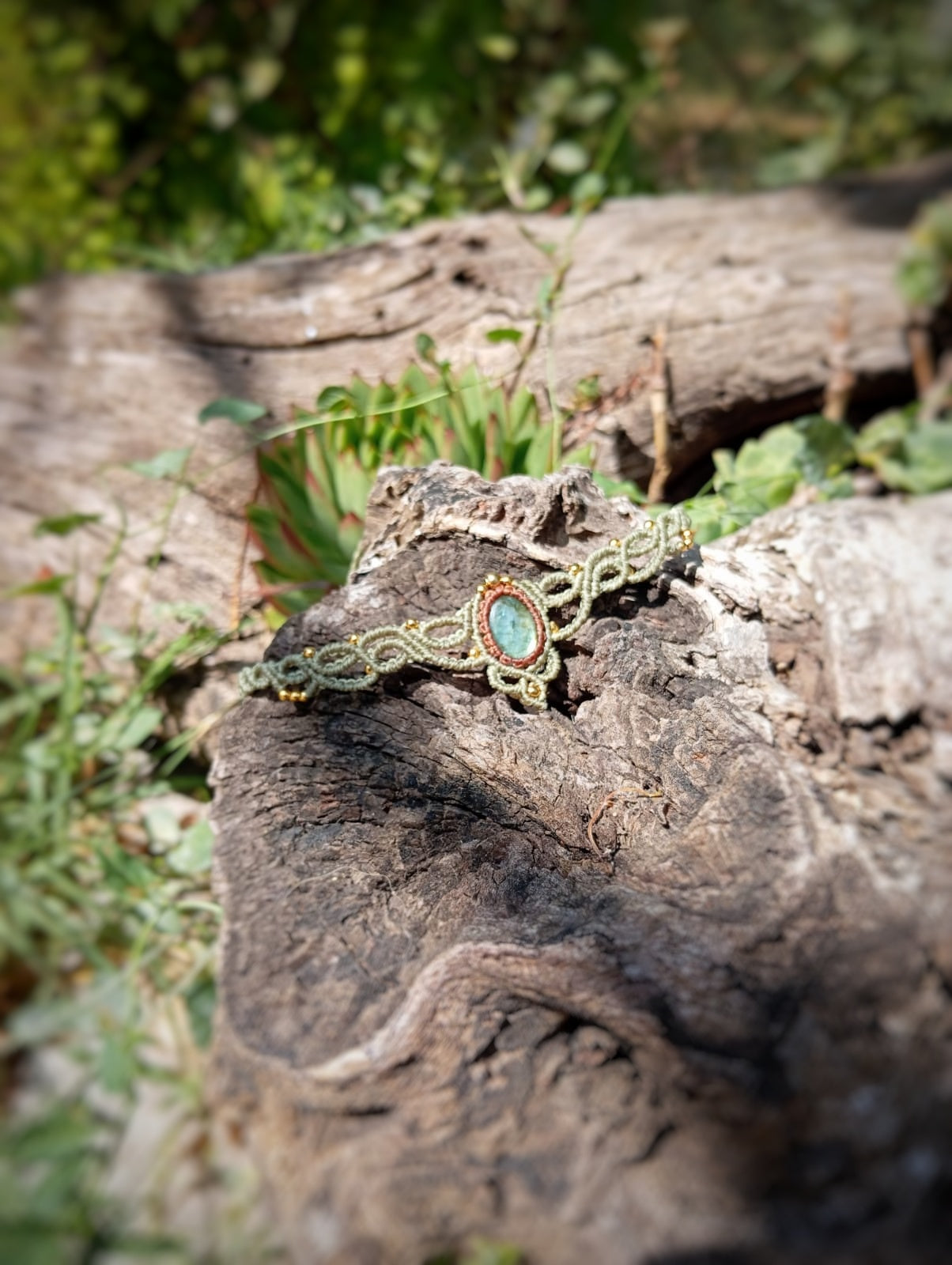 Gargantilla Kaila verde militar