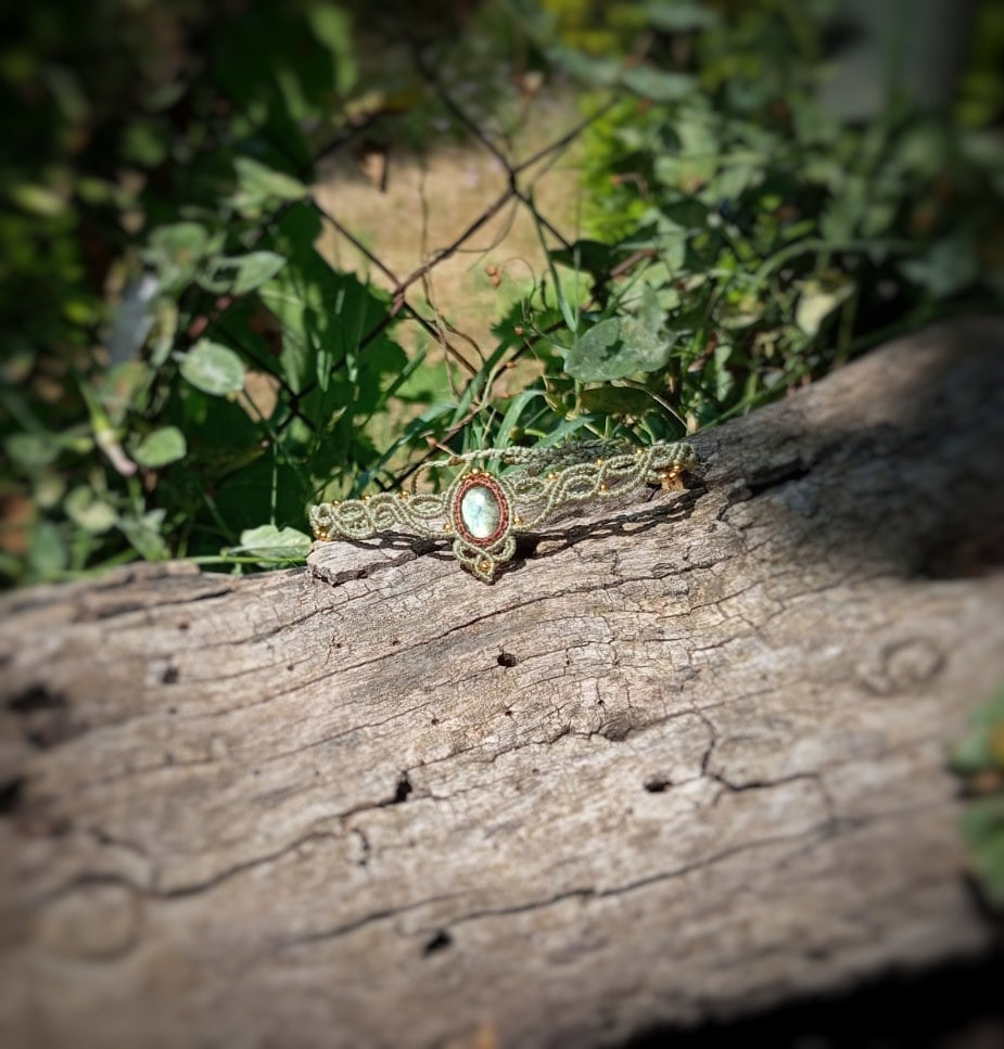 Gargantilla Kaila verde militar
