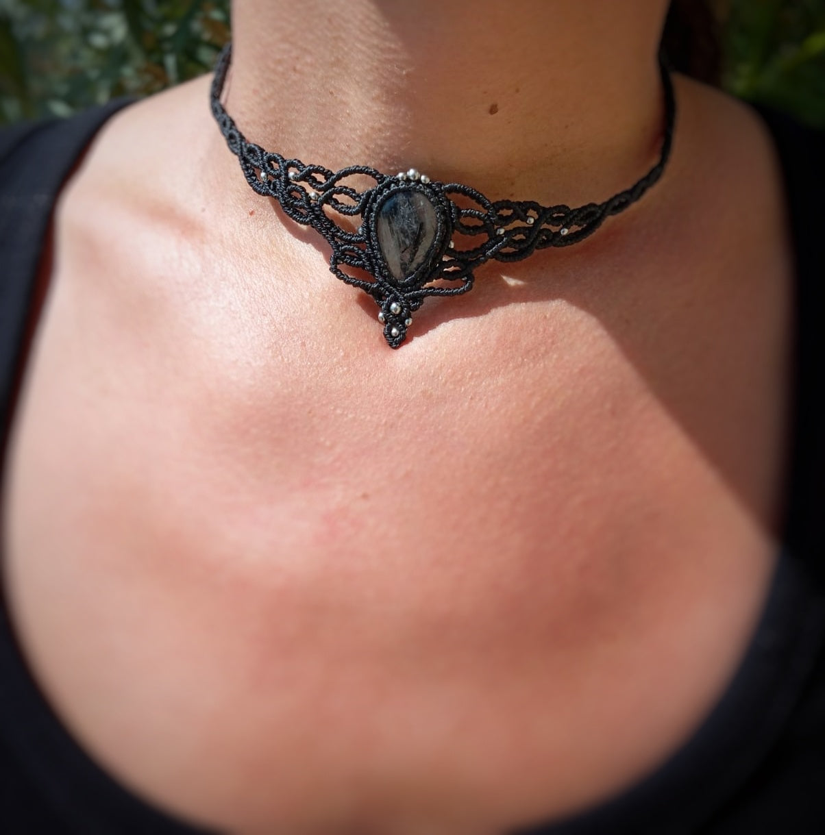 Gargantilla con Cuarzo Turmalinado (Pieza única)