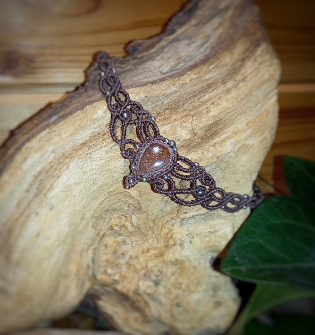 Gargantilla con Piedra Sol (Pieza Única)