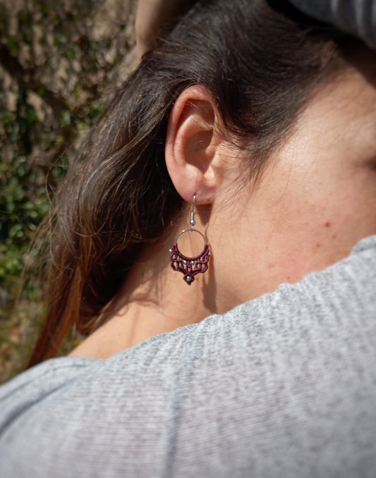 Joyería artesanal
Joyería de micromacramé
Joyas hechas a mano
Joyería boho chic
Joyería étnica artesanal
Bisutería artesanal España
Comprar joyería artesanal online 
Pendientes de micromacrame
Pendientes