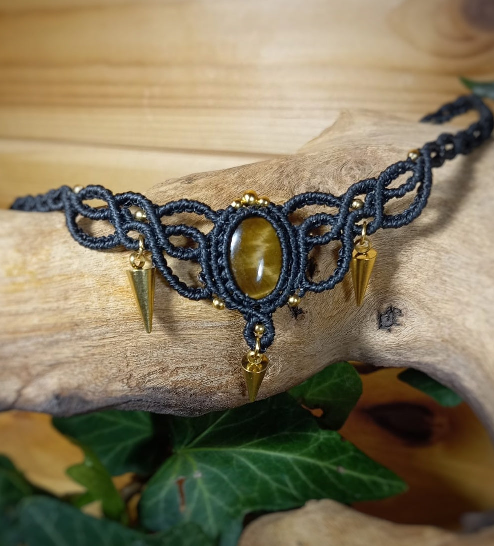 Joyería artesanal
Joyería de micromacramé
Gargantilla de micromacramé
Joyas hechas a mano 
Joyería boho chic
Joyería étnica artesanal
Bisutería artesanal España
Comprar joyería artesanal online
Mineral
Ojo de Tigre