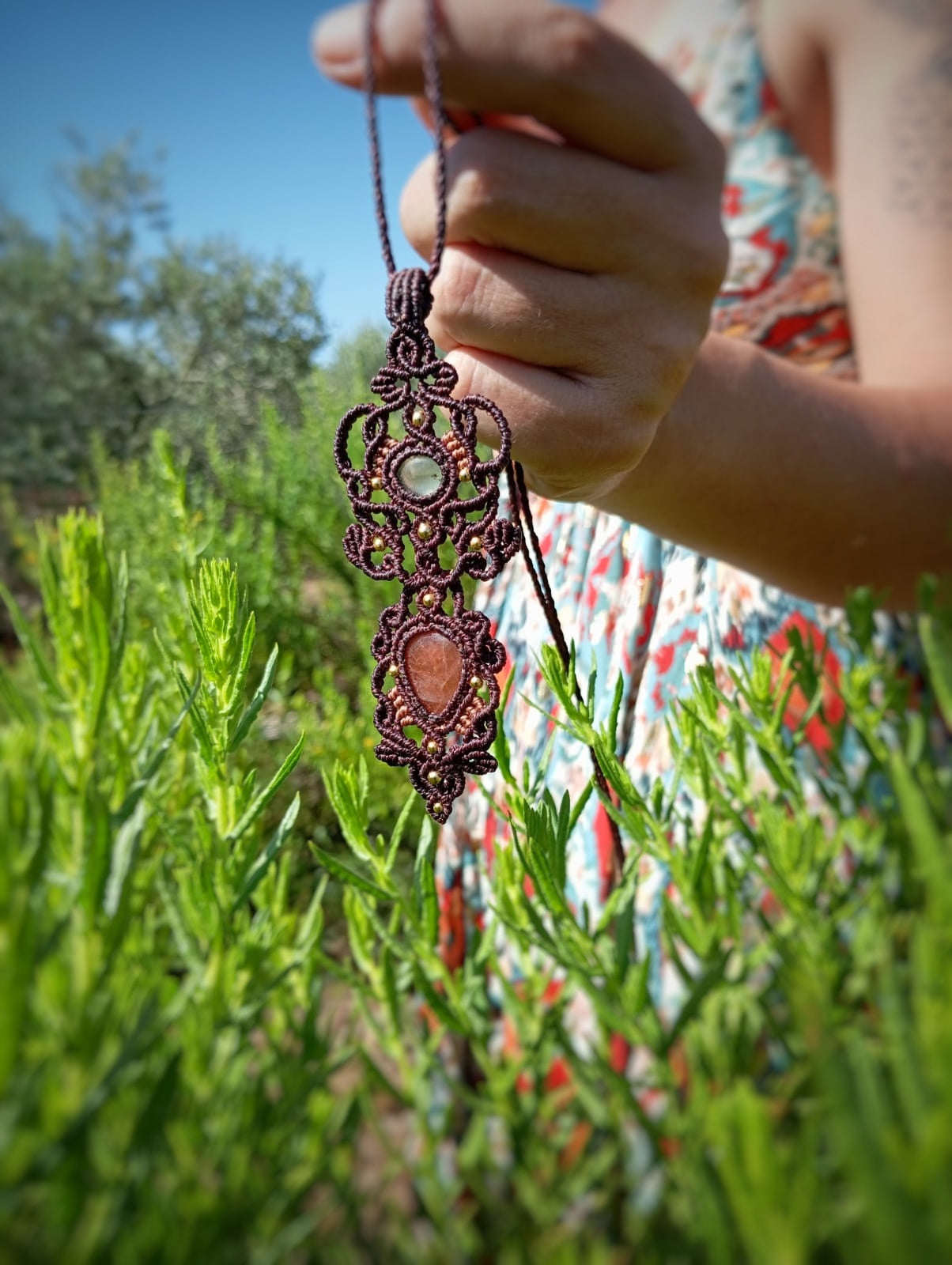 Colgante Ziraya con Prehnita y Piedra Sol (Pieza única)