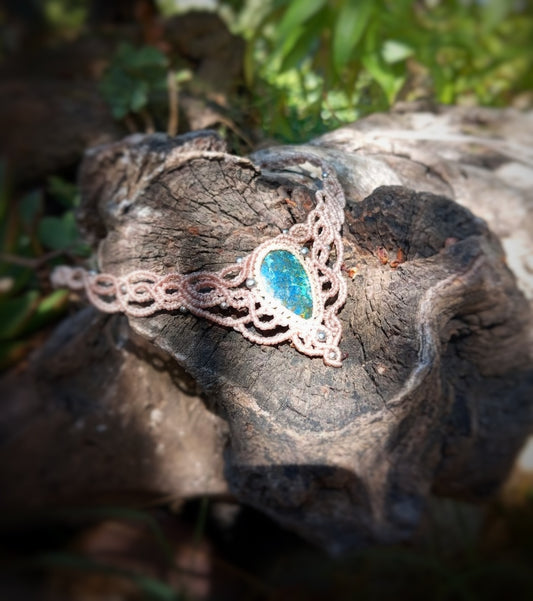 Gargantilla con Shatukkita (Pieza única)