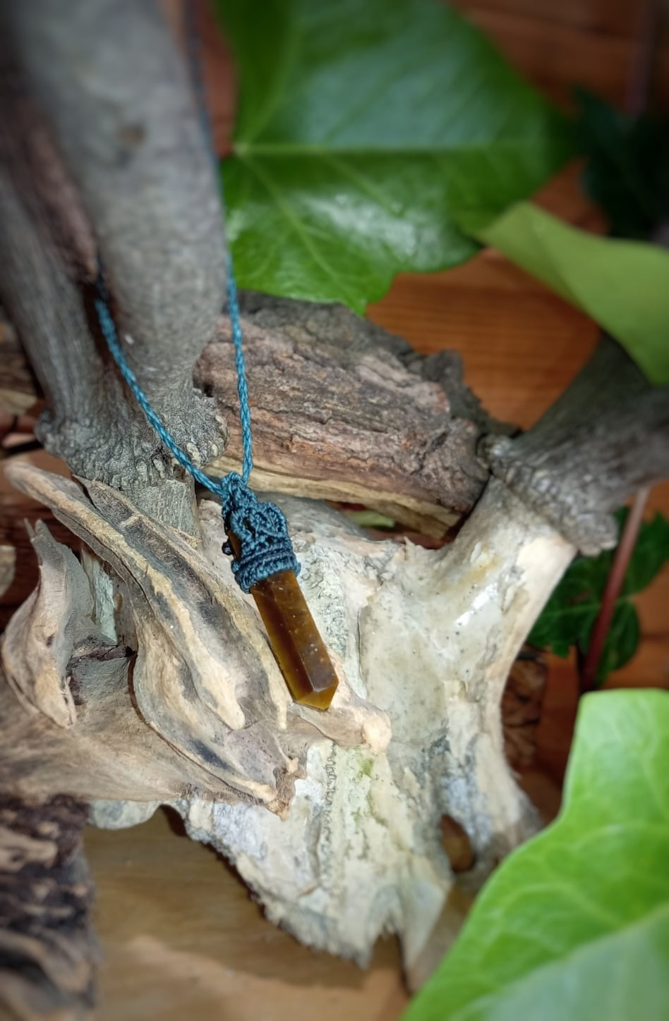 Colgante Punta de Ojo de Tigre (Pieza Única)