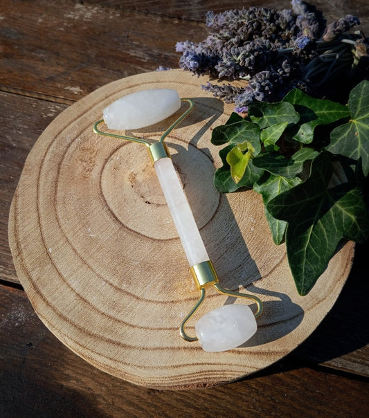 🤍  Rodillo (Roller) de Cuarzo Blanco: El toque de frescor extra