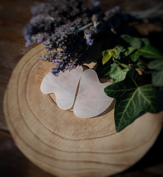 🩷 Mini Gua Sha de Cuarzo Rosa