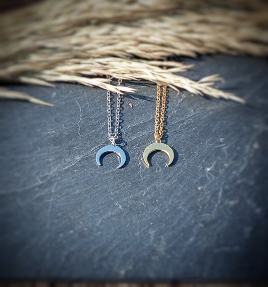 🌙 Colgante Lunita