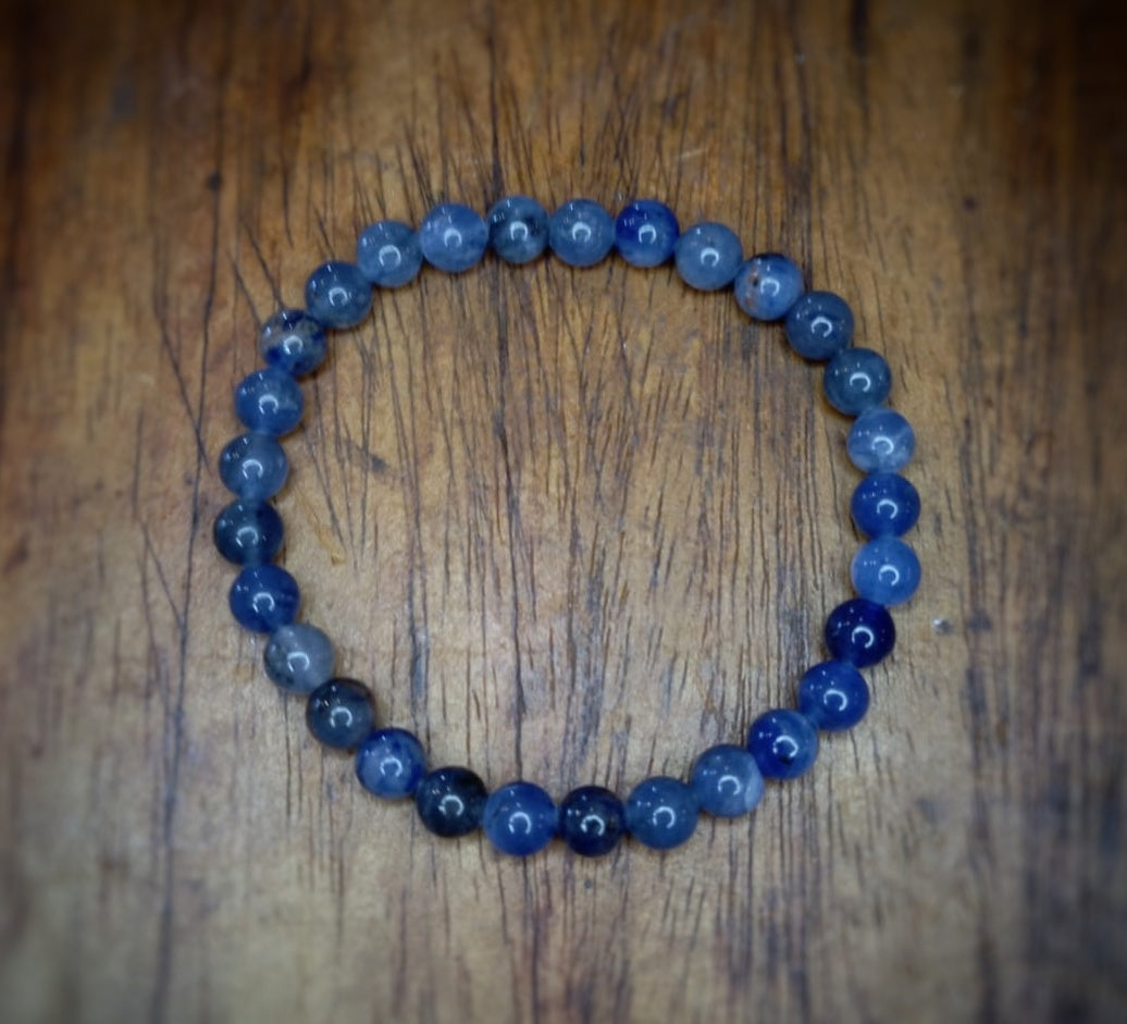 Pulsera de Sodalita(6 mm): El Silencio de la Mente