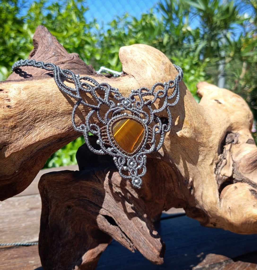 NOVEDAD Gargantilla con Ojo de Tigre (Pieza única)