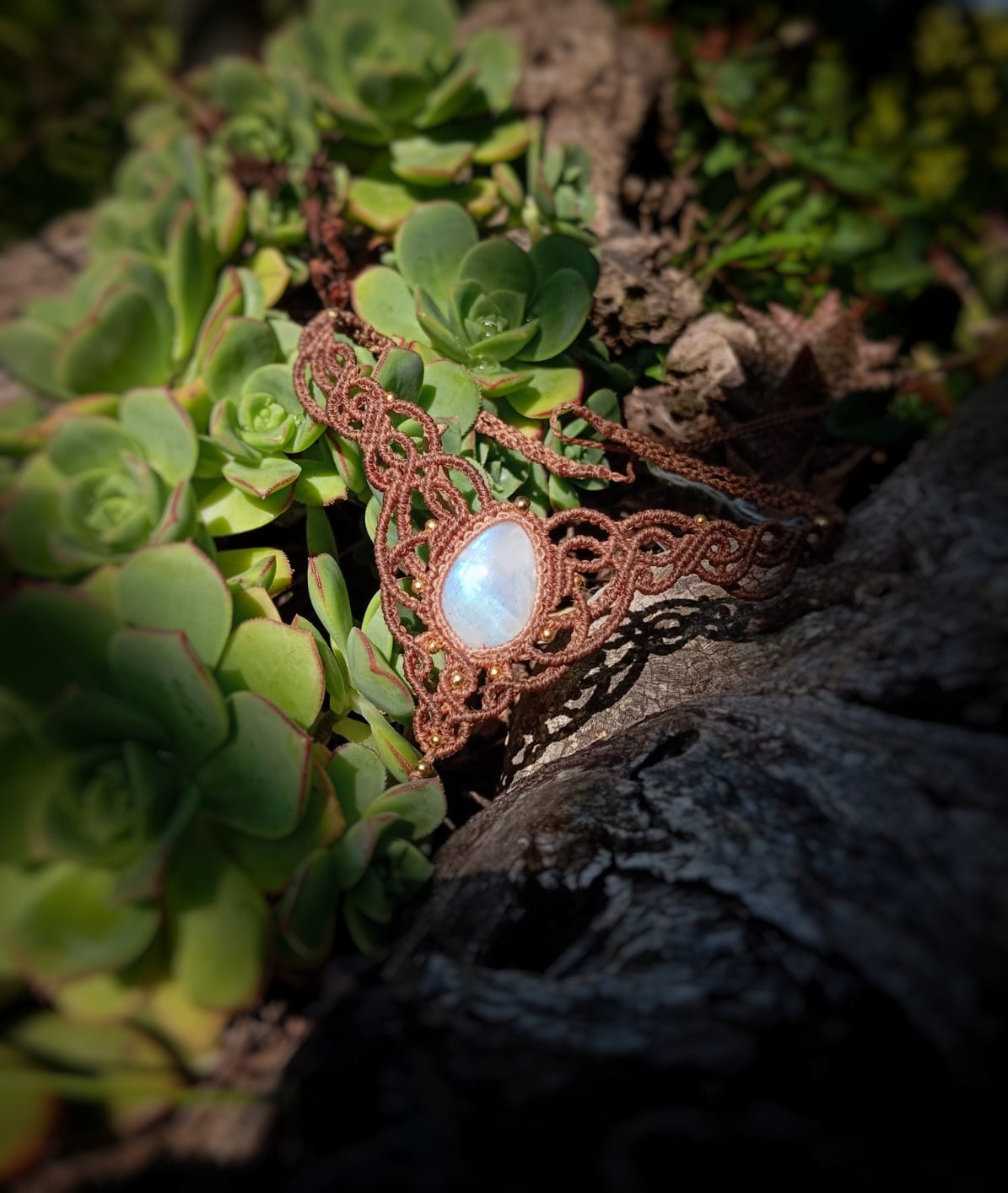NOVEDAD  Gargantilla con Piedra Luna (Pieza única)