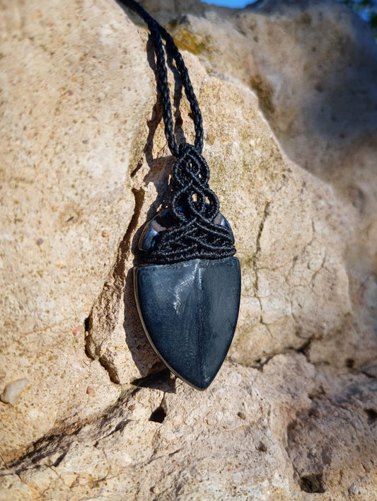 NOVEDAD Punta de Flecha de Hematite (Pieza única)