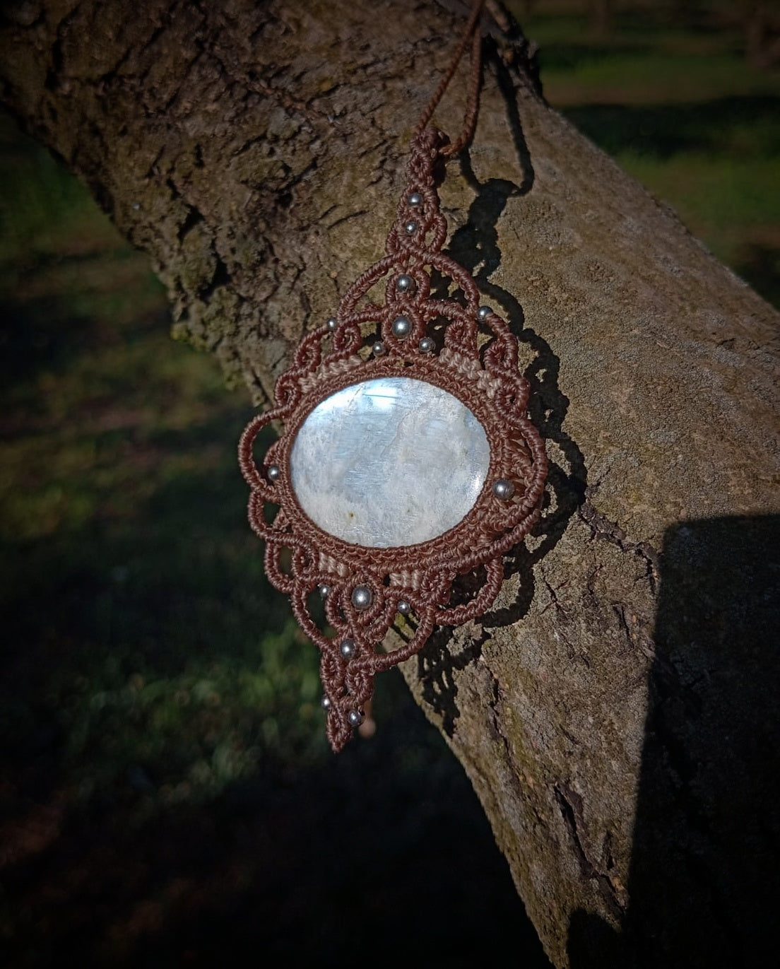 NOVEDAD  Colgante Lluna con Piedra Luna (Pieza única)