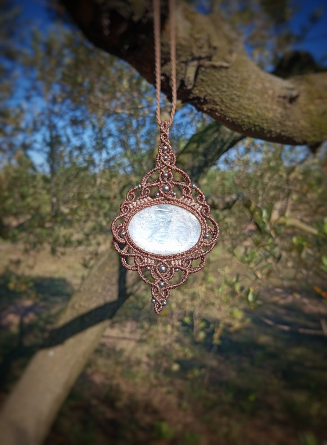 NOVEDAD  Colgante Lluna con Piedra Luna (Pieza única)