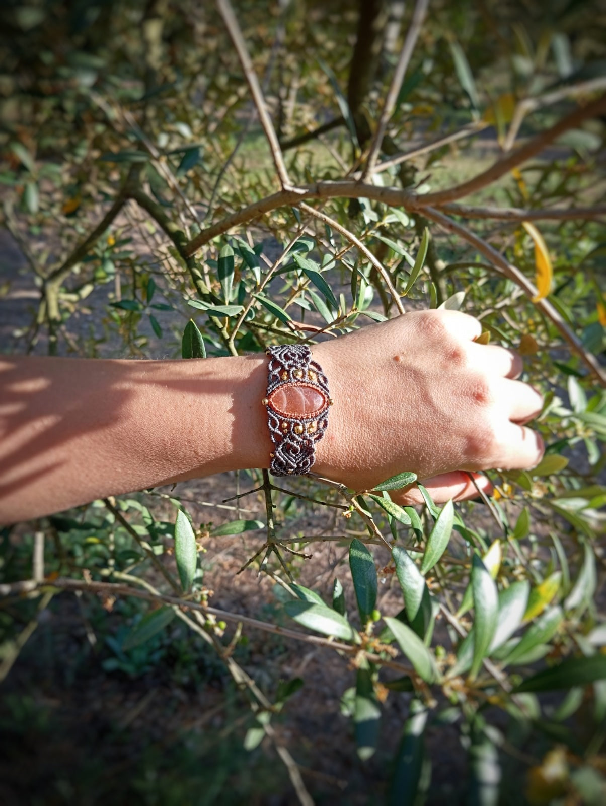NOVEDAD  Brazalete con Piedra Sol (Pieza única)