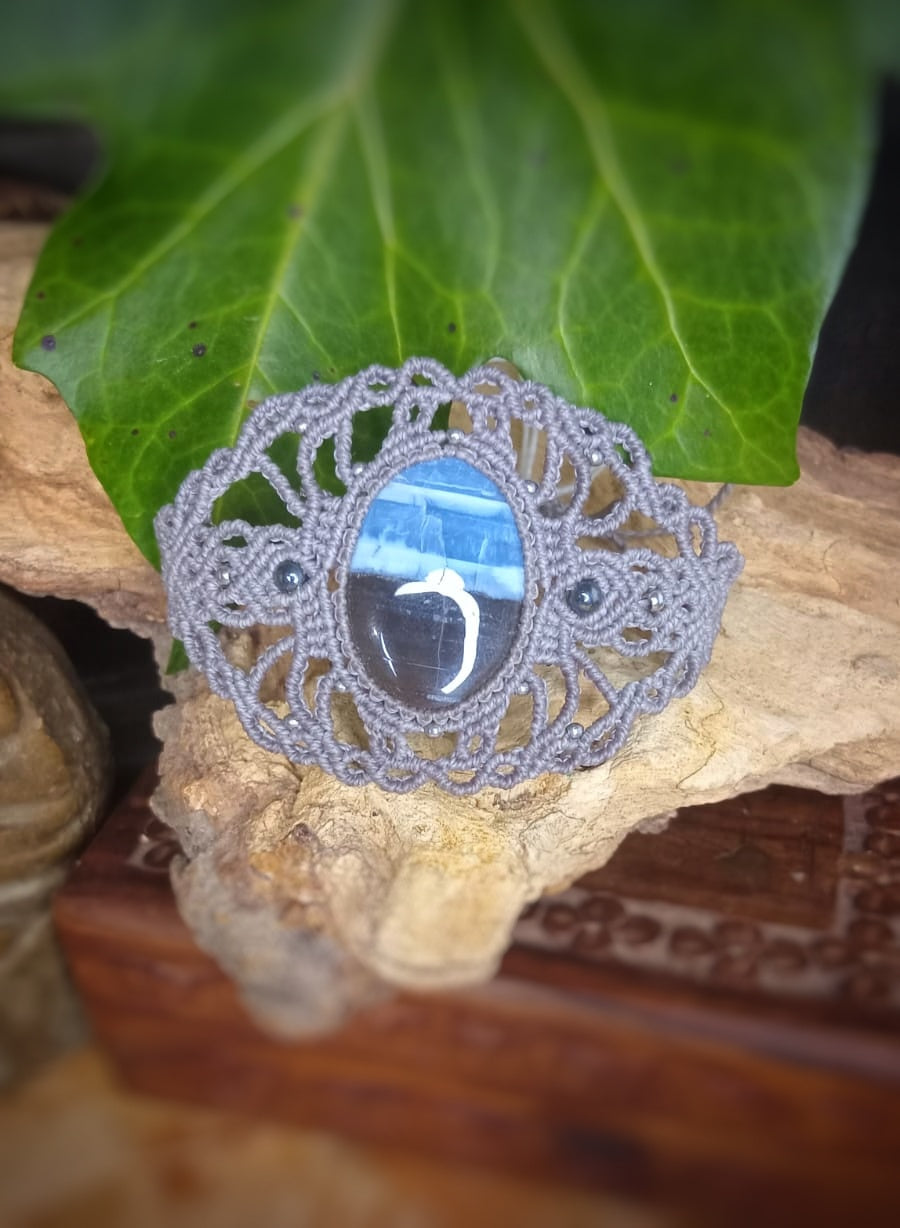  Joyería artesanal
Joyería de micromacramé
Brazalete de micromacramé
Joyas hechas a mano 
Joyería boho chic
Joyería étnica artesanal
Bisutería artesanal España
Comprar joyería artesanal online
Mineral
Ópalo azul